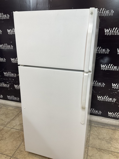 [97433] Ge Used Refrigerator Top and Bottom 28x64 1/2” (White) 