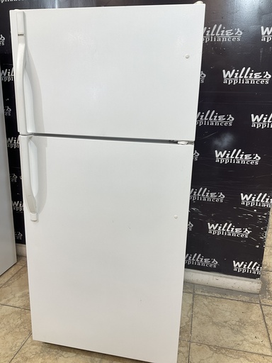 [97444] Kenmore Used Refrigerator Top and Bottom 30x66 (White) 