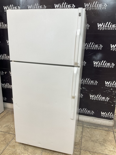 [97448] Ge Used Refrigerator Top and Bottom 28x61 1/2” (White)