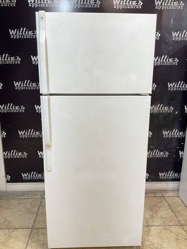 [97469] Ge Used Refrigerator Top and Bottom 28x67 (White) 