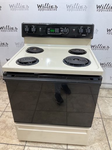 [97497] Hotpoint Used Electric Stove 220volts (40/50 AMP) 30inches {no cord} (Bisque/Black)