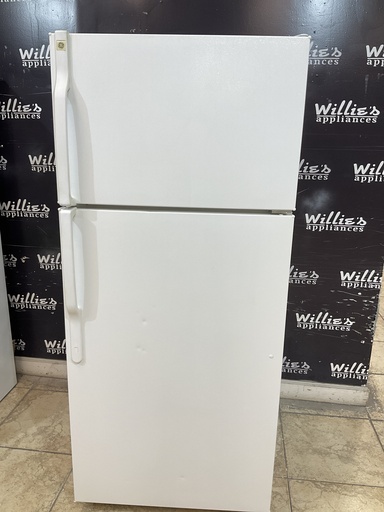 [97516] Ge Used Refrigerator Top and Bottom 28x64 1/2” (White) 