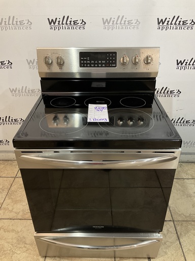 [97640] Frigidaire Used Electric Stove 220volts (40/50 AMP) 30inches {3 prong} (Stainless Steel) 