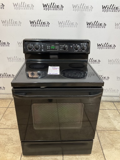 [97647] Ge Used Electric Stove 220volts (40/50 AMP) 30inches {no cord} (Black) 