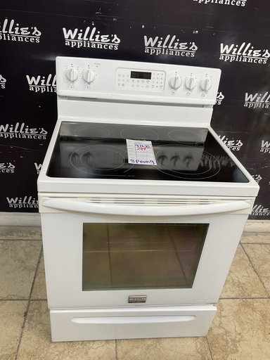 [97670] Frigidaire Used Electric Stove 220volts (40/50 AMP) 30inches {3 prong} 