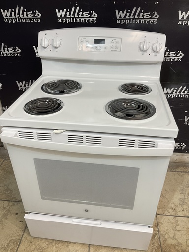 [97667] Ge Used Electric Stove 220volts (40/50 AMP) 30inches {3 prong} (White) 