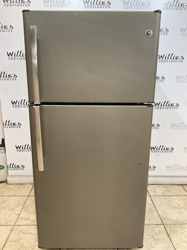 [97720] Ge Used Refrigerator Top and Bottom 31x66 (Stainless Steel) 