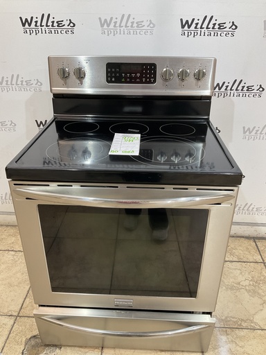 [97793] Frigidaire Used Electric Stove 220volts (40/50 AMP) 30inches {no cord} (Stainless Steel) 