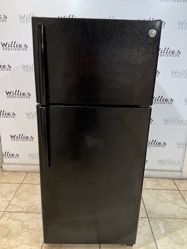 [97831] Ge Used Refrigerator Top and Bottom 28x64  (Black) 