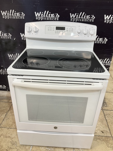 [97871] Ge Used Electric Stove 220volts (40/50 AMP) 30inches {no cord} (White) 