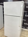 Ge Used Refrigerator Top and Bottom 28x61 1/2” (White) 