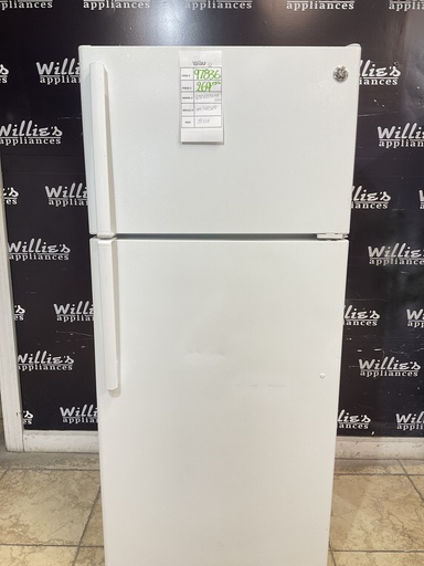 [97836] Ge Used Refrigerator Top and Bottom 28x64 (White)