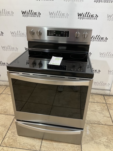 [97930] Whirlpool Used Electric Stove 220volts (40/50 AMP) 30inches {3 prong} (Stainless Steel)
