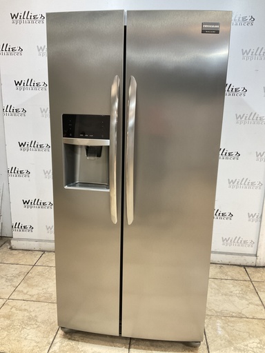 [97933] Frigidaire Used Refrigerator Side by Side 36x70 (White) 
