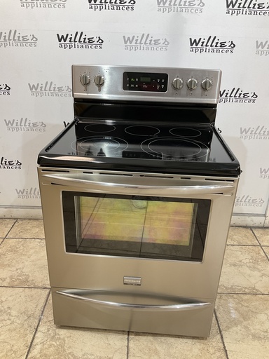 [97951] Frigidaire Used Electric Stove 220volts (40/50 AMP) 30inches {4 prong} (Stainless Steel) 