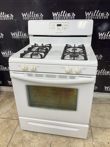 [97948] Frigidaire Used Natural Gas Stove 30inches (White) 