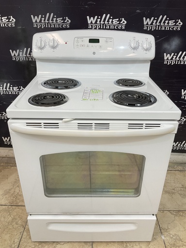 [97976] Ge Used Electric Stove 220volts (40/50 AMP) 30inches {no cord} (White) 