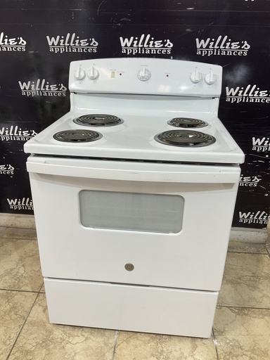 [97958] Ge Used Electric Stove 220volts (40/50 AMP) 30inches {no cord} (White) 