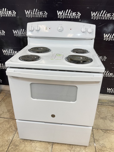 [97967] Ge Used Electric Stove 220volts (40/50 AMP) 30inches {no cord} (White) 
