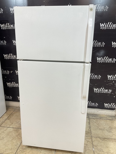 [98018] Ge Used Refrigerator Top and Bottom 28x61 1/2” (White) 