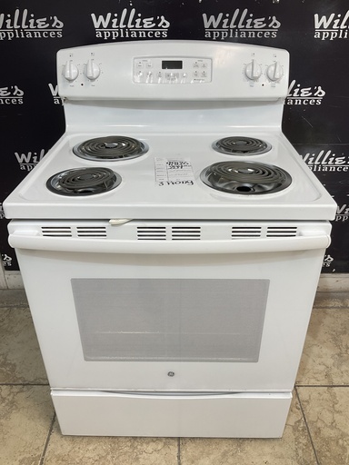 [98126] Ge Used Electric Stove 220volts (40/50 AMP) 30inches {3 prong} (White)
