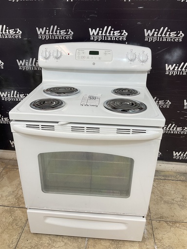 [98115] Ge Used Electric Stove 220volts (40/50 AMP) 30inches {4 prong} (White) 