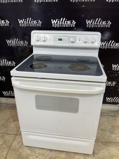[98239] Ge Used Electric Stove 220volts (40/50 AMP) 30inches {no cord} (White) 