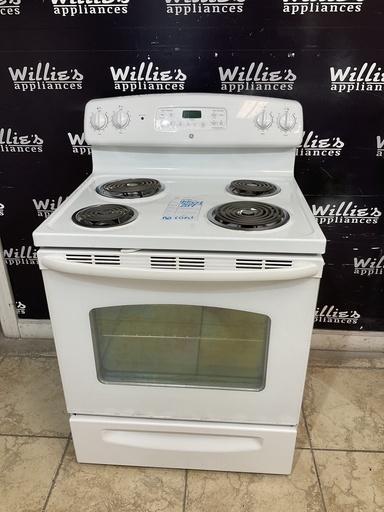 [98504] Ge Used Electric Stove 220volts (40/50 AMP) 30inches {no cord} (White) 