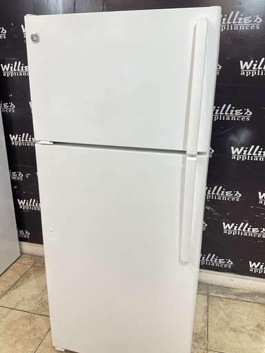 [98542] Ge Used Refrigerator Top and Bottom 28x64 1/2” (White) 