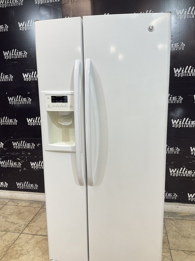 [98621] Ge Used Refrigerator Side by Side 33x69 1/2” (White)