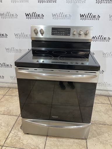 [98670] Frigidaire Used Electric Stove 220volts (40/50 AMP) 30inches {no cord} (Stainless steel) 