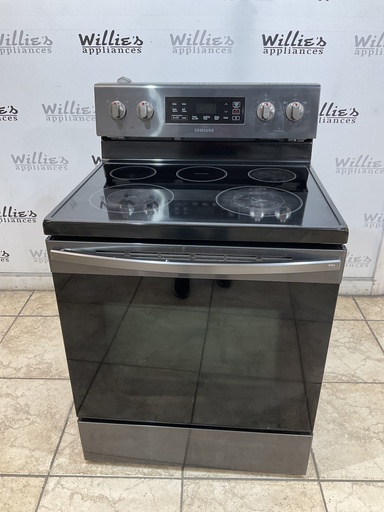 [98665] Samsung Used Electric Stove 220volts (40/50 AMP) 30inches {3 prong} (Black Stainless) 