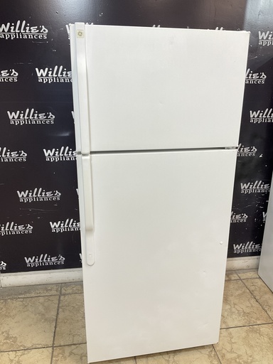 [98677] Ge Used Refrigerator Top and Bottom 28x64 1/2” (White) 