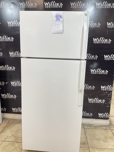 [98846] Ge Used Refrigerator Top and Bottom 28x67 (White) 