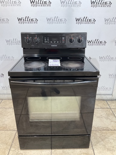 [98879] Samsung Used Electric Stove 220volts (40/50 AMP) 30inches {4 prong} (Black) 