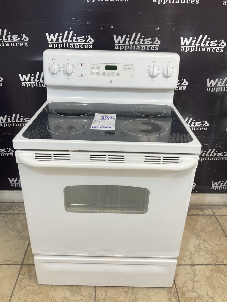 Ge Used Electric Stove 220volts (40/50 AMP) 30inches {no cord} (White) 