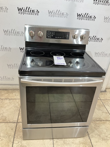 [98932] Samsung Used Electric Stove 220volts (40/50 AMP) 30inches {3 prong} (Stainless Steel) 