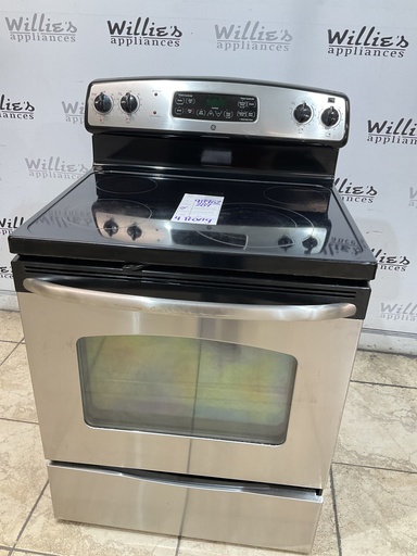 [98962] Ge Used Electric Stove 220volts (49/50 AMP) 30inches {4 prong} (Stainless Steel) 