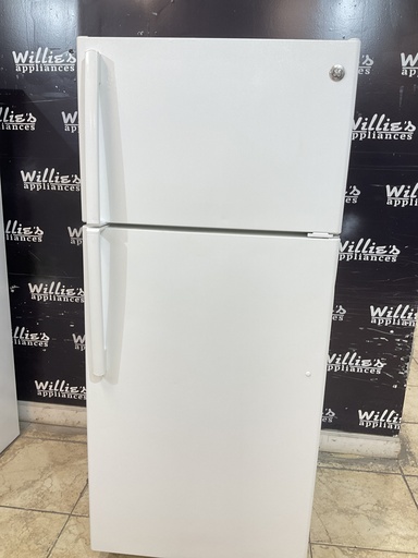 [99041] Ge Used Refrigerator Top and Bottom 28x64” (White) 