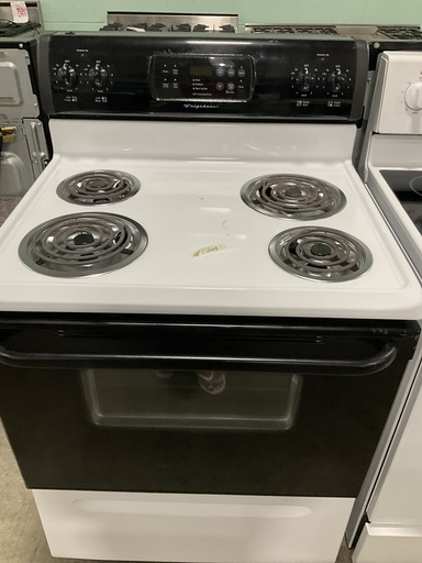 [97598] Frigidaire Used Electric Stove 220volts (40/50 AMP) 30inches {4 prong} (White/Black) 