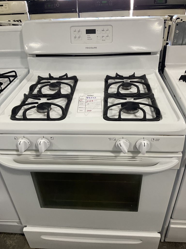 Frigidaire Used Natural Gas Stove 30inches  (White) 