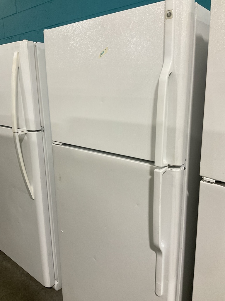 Ge Used Refrigerator Top and Bottom 30x65 1/2” (White) 