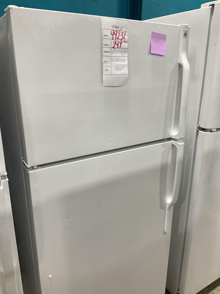 Ge Used Refrigerator Top and Bottom 28x64 1/2” (White) 