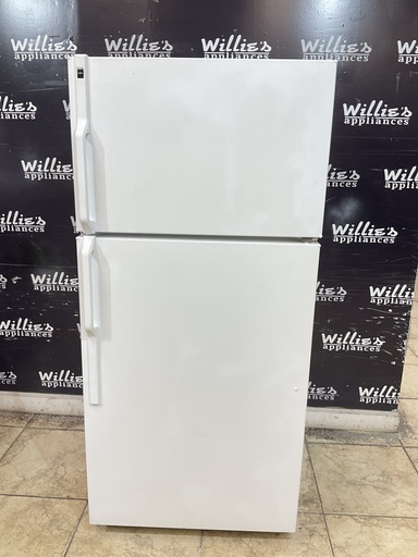 [99347] Hotpoint Used Refrigerator Top and Bottom 28x61 1/2” (White) 