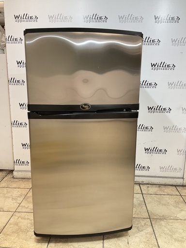 [99474] Whirlpool Used Refrigerator Top and Bottom 33x66 (Stainless Steel)