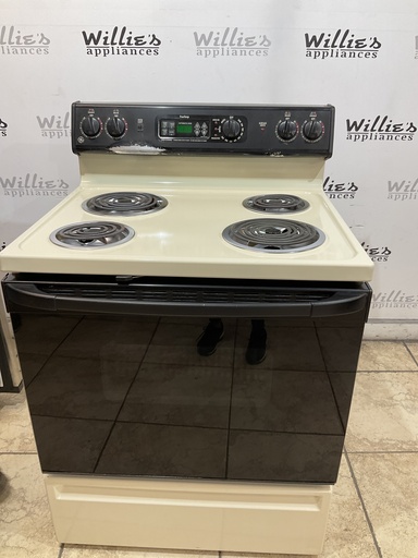 [99439] Ge Used Electric Stove 220volts 30inches {no cord} (Bisque/Black) 