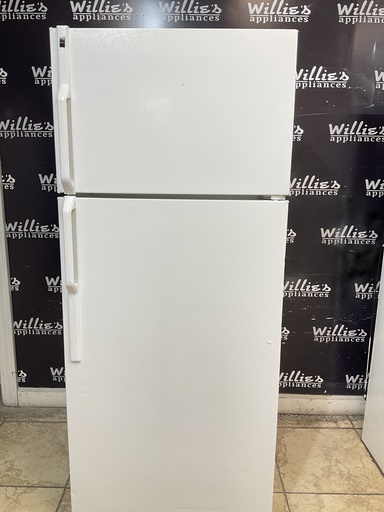 [99505] Hotpoint Used Refrigerator Top and Bottom 28x67 (White) 