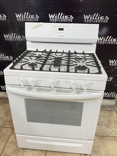 [99540] Frigidaire Used Gas Propane Stove 30inches (White) 
