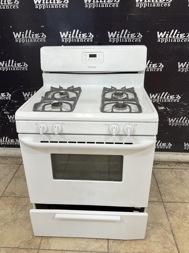 [99576] Frigidaire Used Natural Gas Stove 30inches (White) 