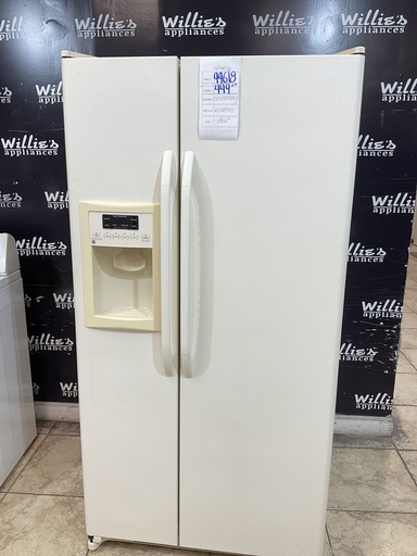 [99618] Ge Used Refrigerator Side by Side 33 1/2” x 66 1/2” (Bisque) 